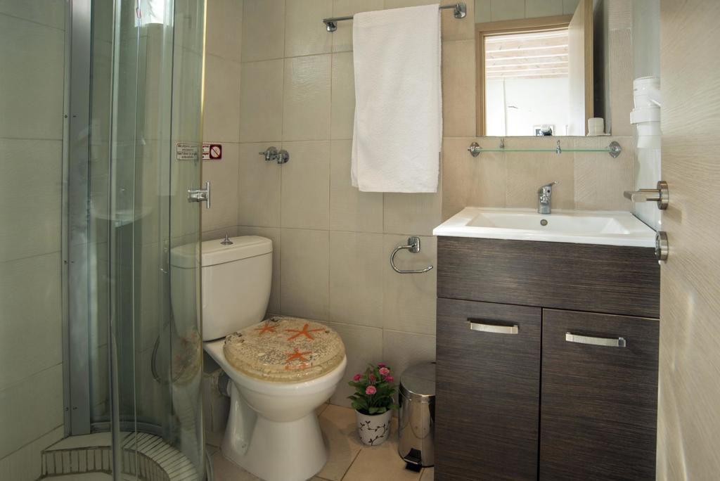 Studios Niki Láka Szoba fotó